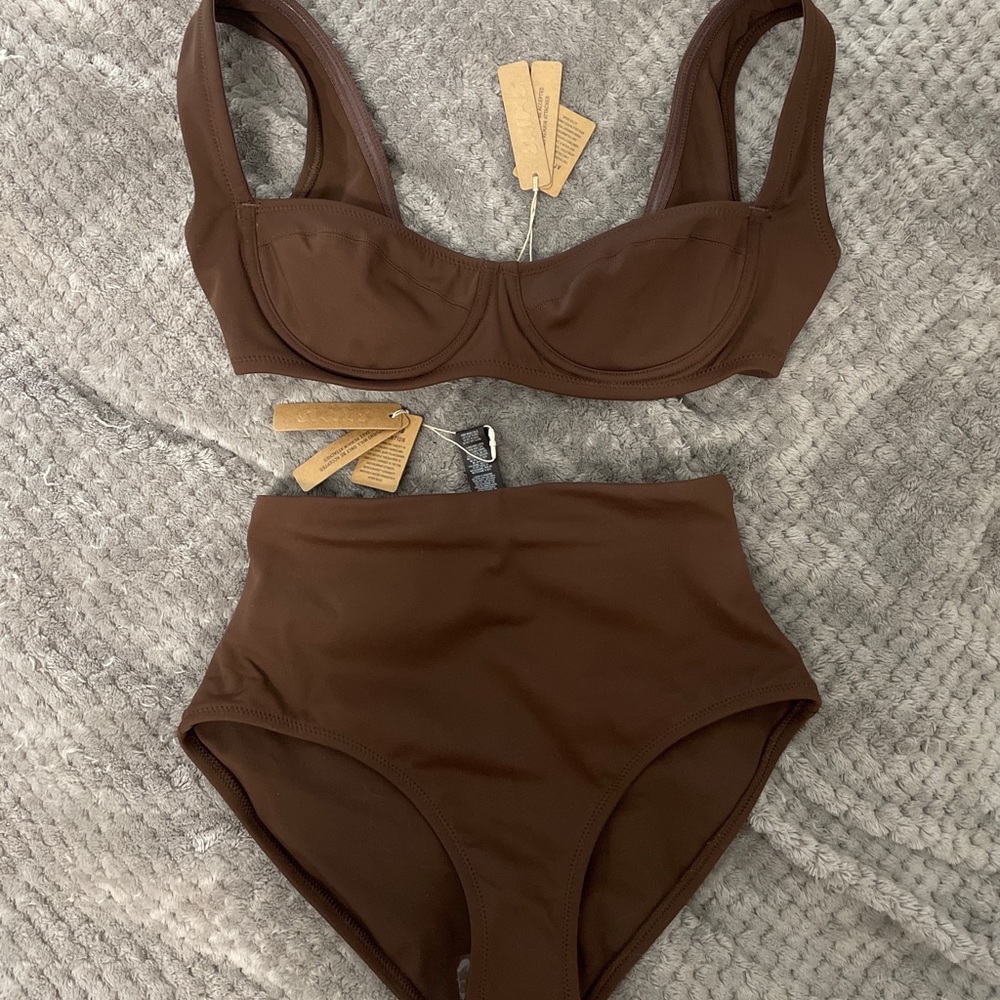 Skims Shaping Swim High Waist Bottom & Skims Shaping Swim Unlined Underwire Top